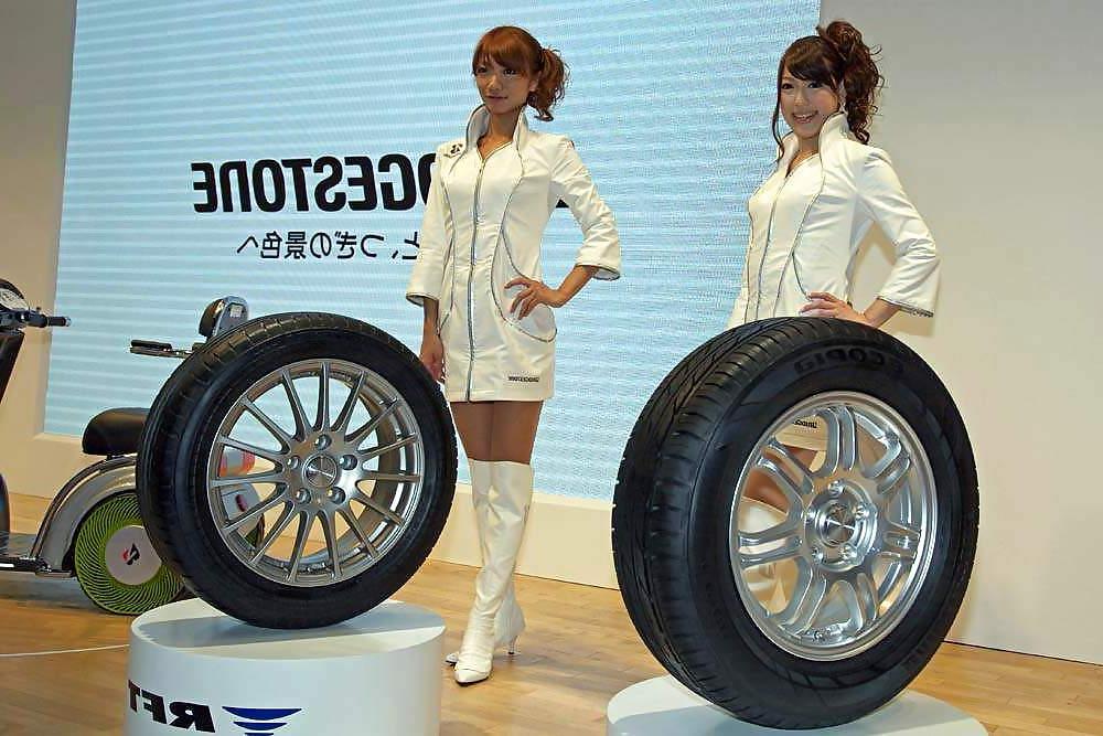 25P Japanese Race Queens #2 (Milimani)