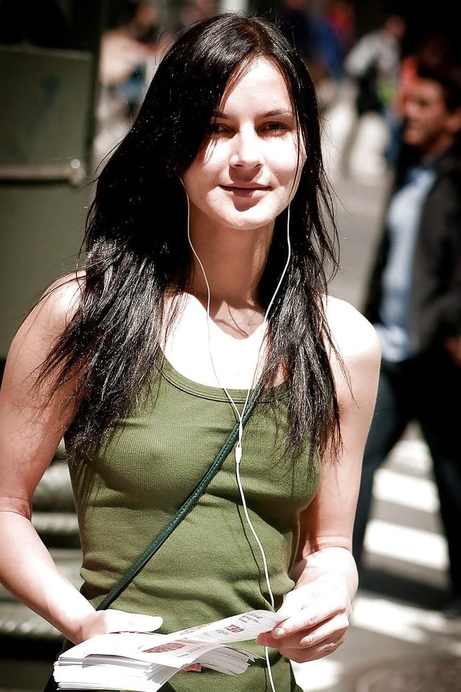 25P No Bra 17