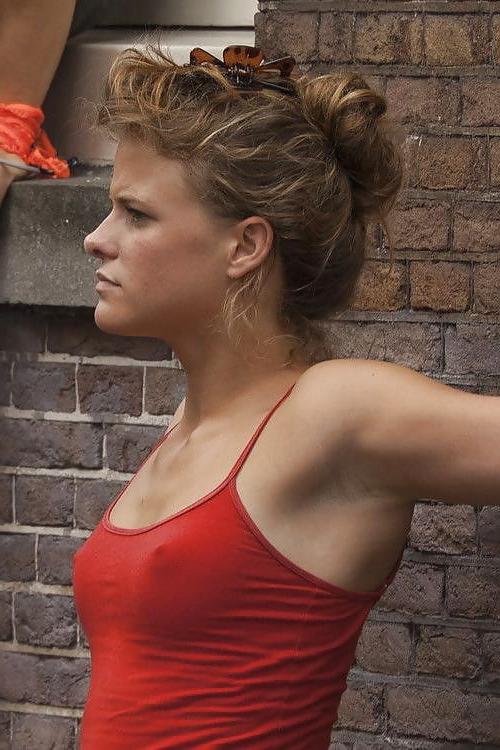 25P No Bra 17