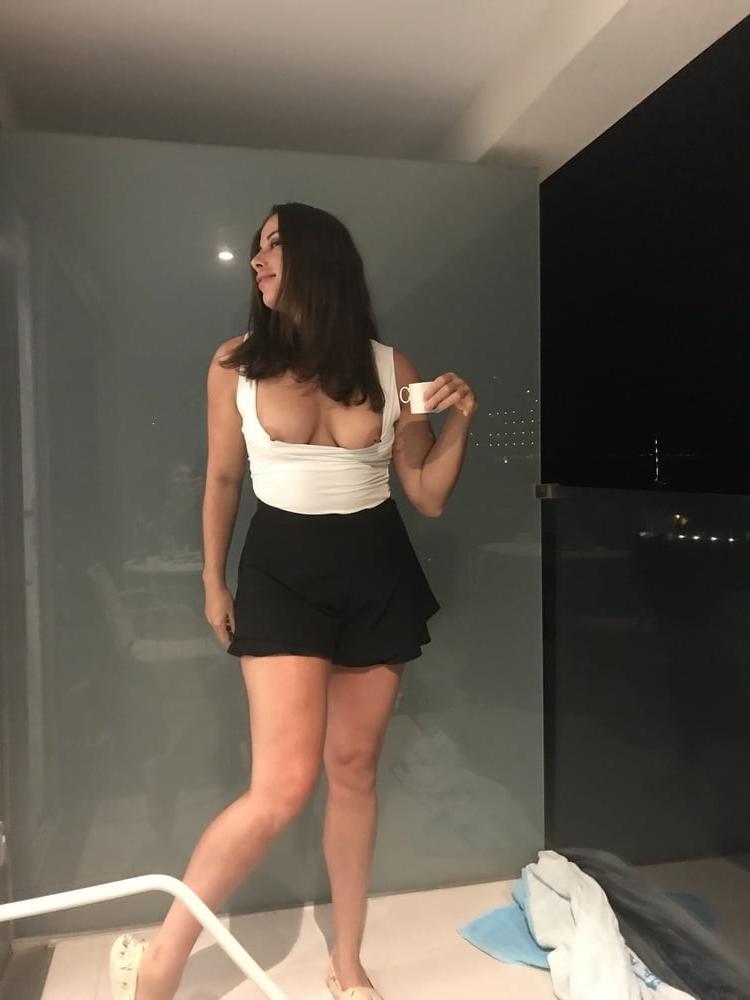 25P No Bra 17