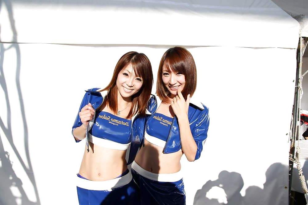 18P Japanese Race Queens #3 (Milimani)