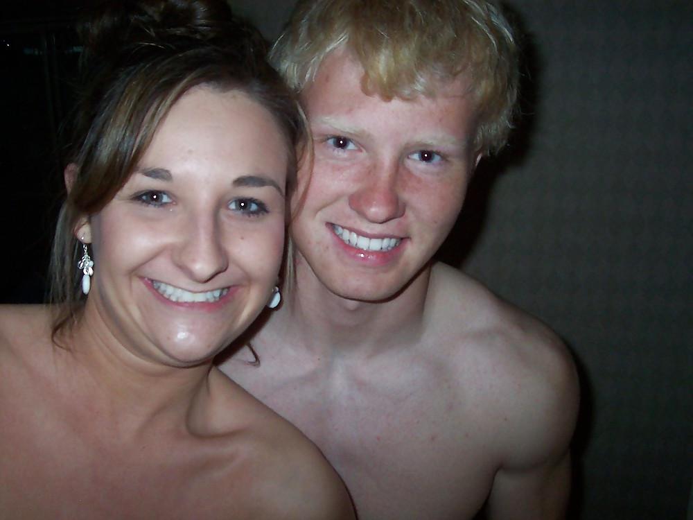 25P Couple having fun in the bath