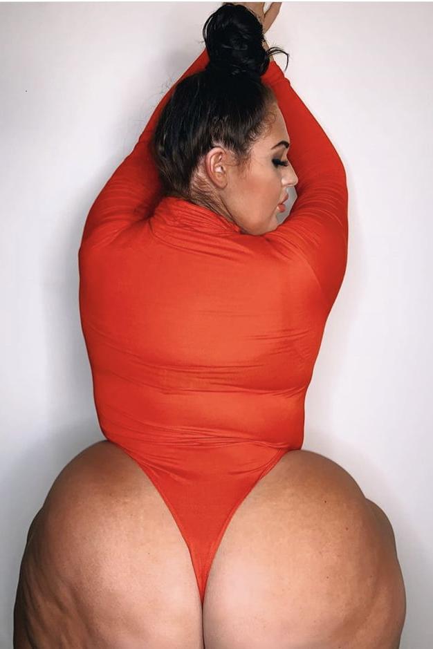 25P Thick Beauties 84