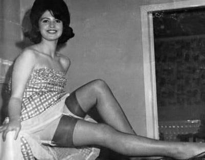 25P Vintage Stockings 67