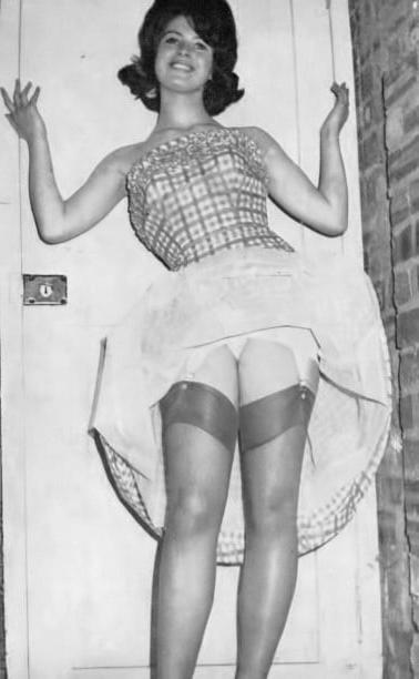 25P Vintage Stockings 67