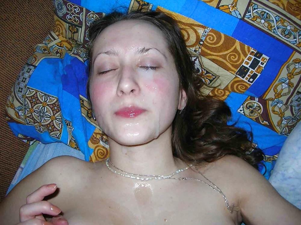 18P Darkhaired Teen - Blowjob and Facial