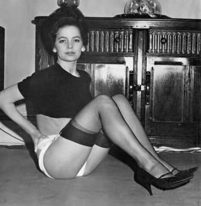 25P Vintage Stockings 62