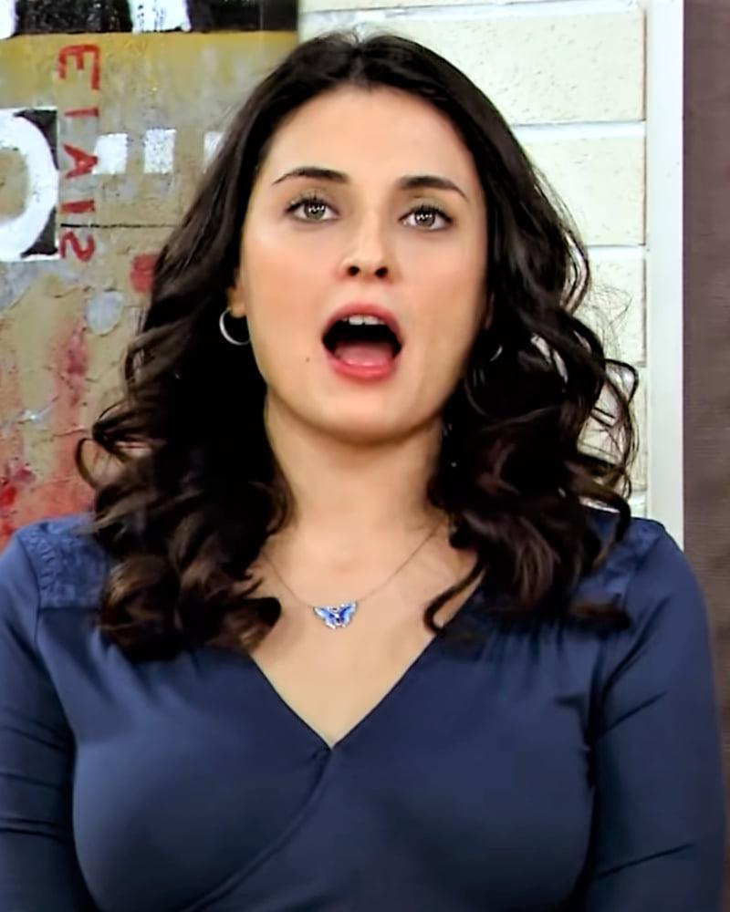 9P Sexy Face - Turkish celebrated Aslihan Gurbz