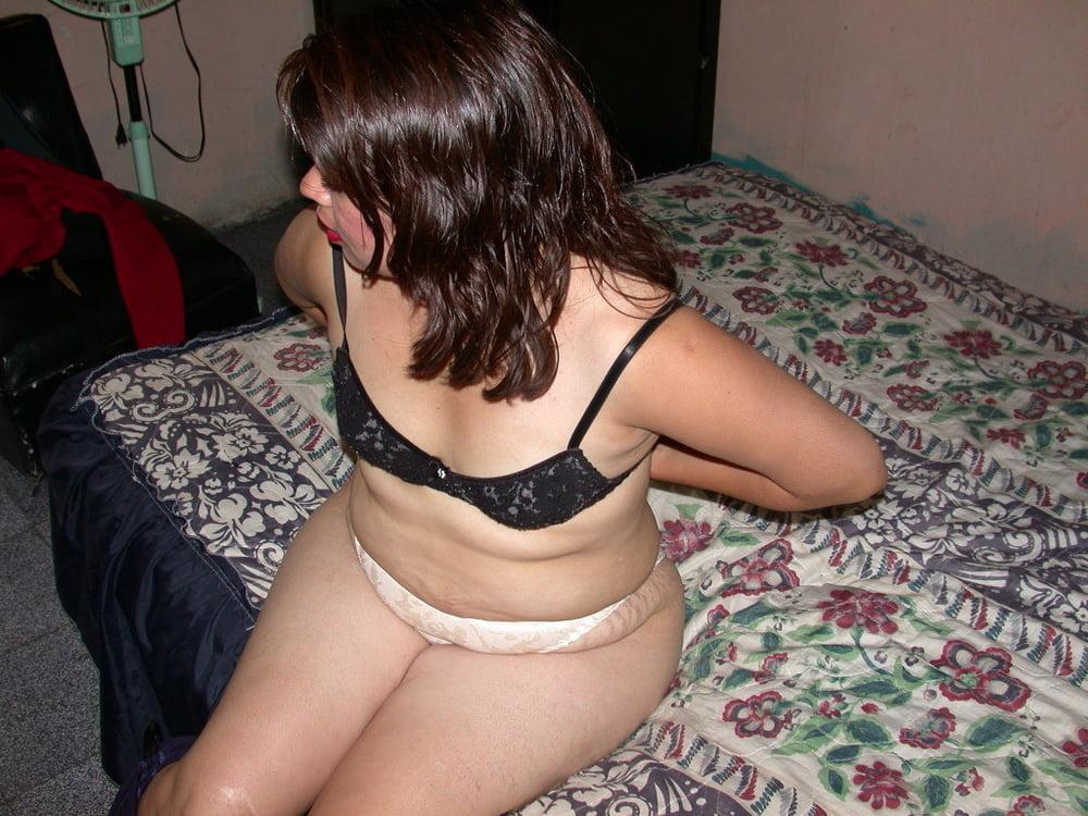 25P Mexican Milf 1