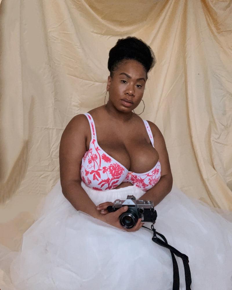 25P BBW SEXY BRA 303