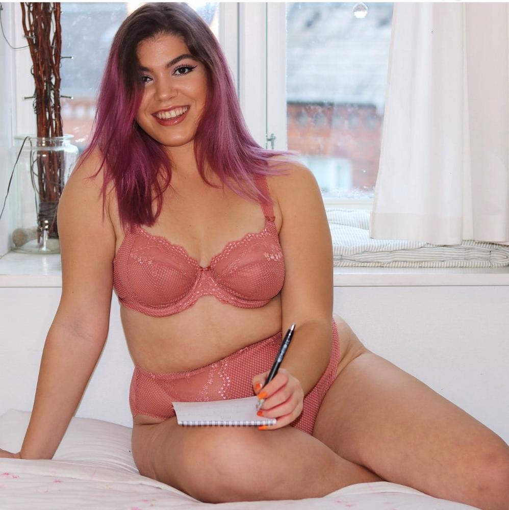 25P BBW SEXY BRA 303