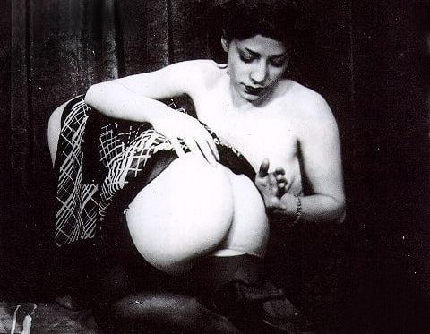 25P Vintage porn photos from 1931 to 1960