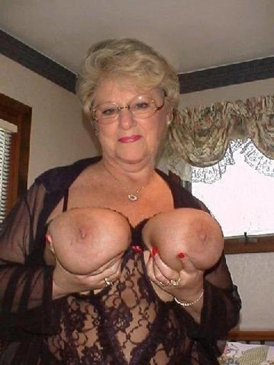 13P Coroa gostosa (hot gilf)