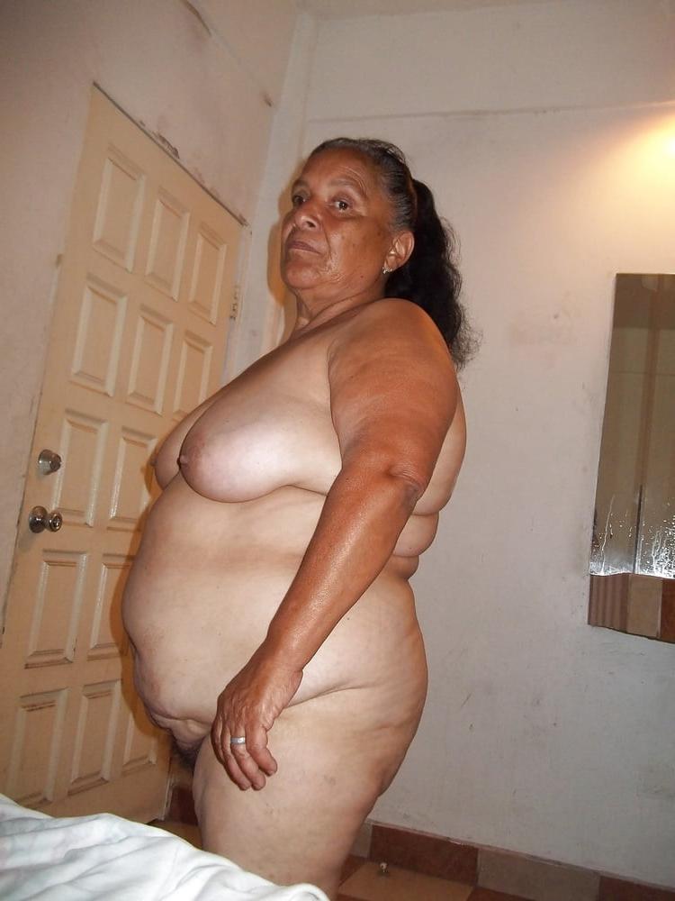 16P Bbw mix 1129 (Mexican women)