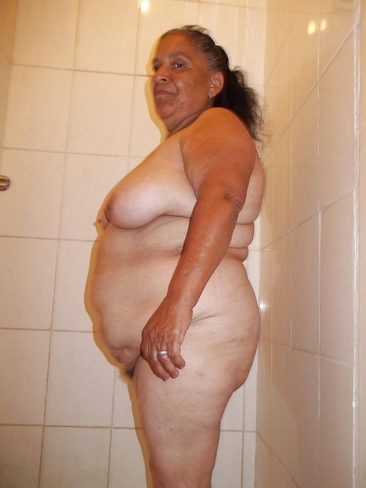 16P Bbw mix 1129 (Mexican women)