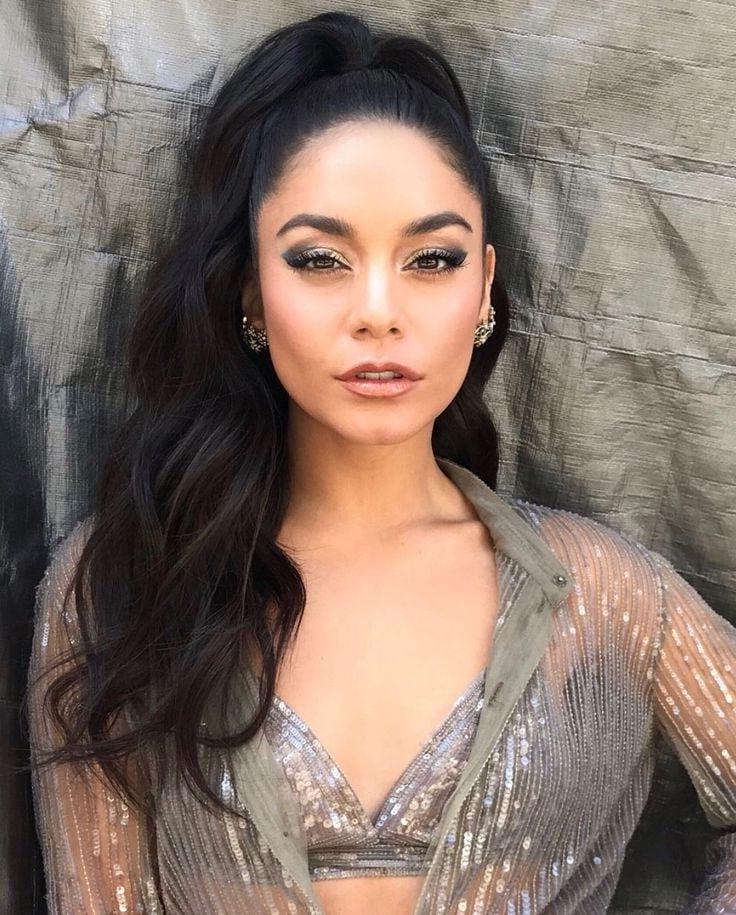 25P Vanessa Hudgens' beautiful fucking face