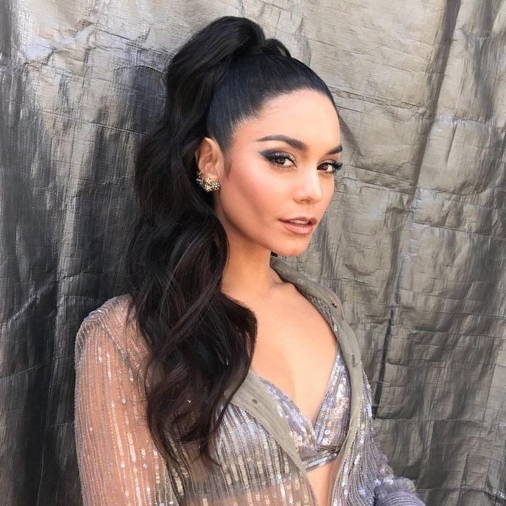 25P Vanessa Hudgens' beautiful fucking face