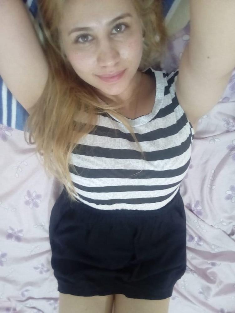 15P Mexican girl