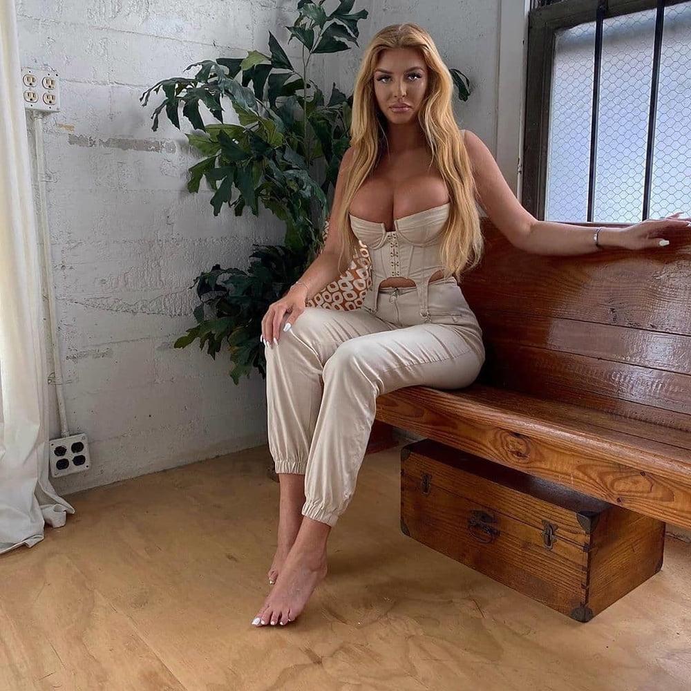 25P Amazing Bimbos - Horny Plastic &amp; Fake Tits Sluts 21