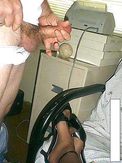 5P Cum on my sexy feet
