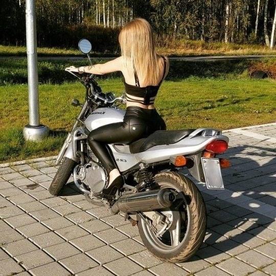 23P Biker Girls in Leather 1 - by Redbull18
