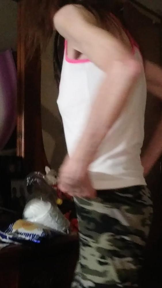 8P No Bra 2