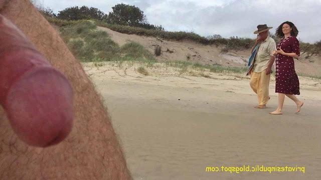 25P Beach CFNM to be Jealous of 01