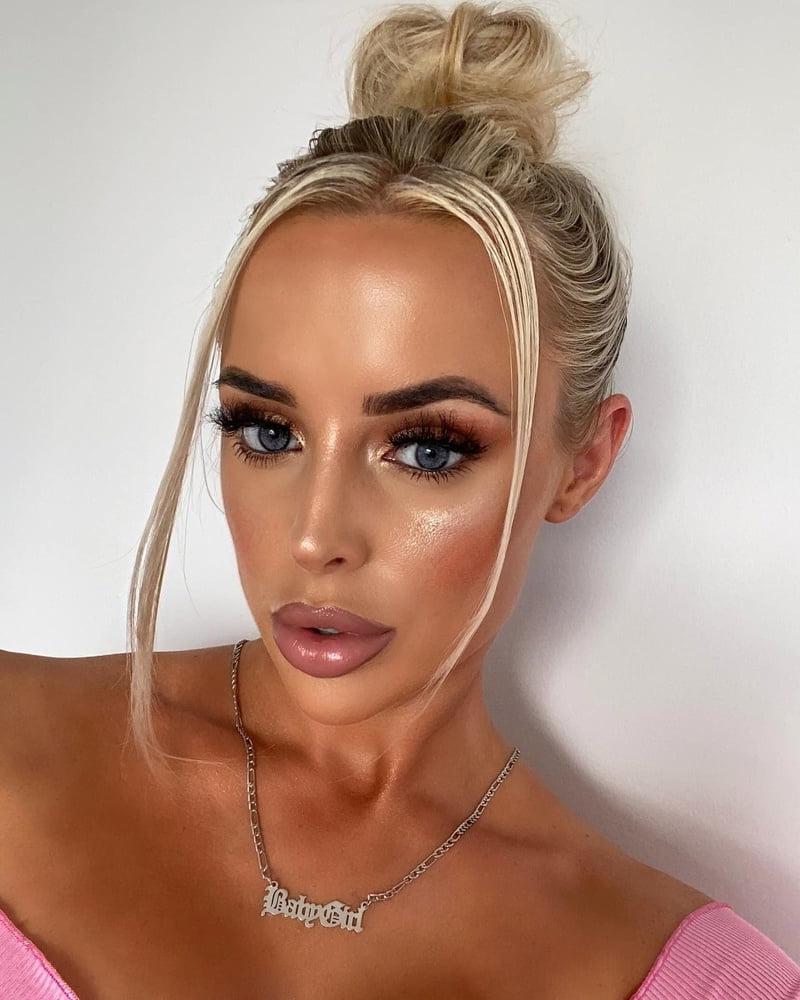 25P Amazing Bimbos - Horny Plastic &amp; Fake Tits Sluts 13