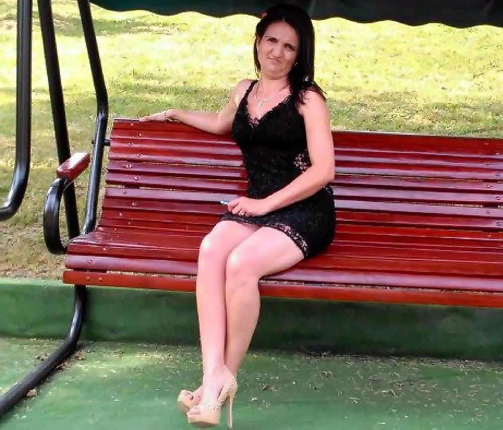 25P ROU ROMANIAN MILFS 60 UGLY FACE BUT BIG TITS - MOM