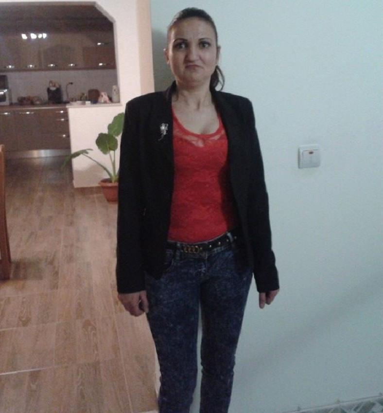 25P ROU ROMANIAN MILFS 60 UGLY FACE BUT BIG TITS - MOM