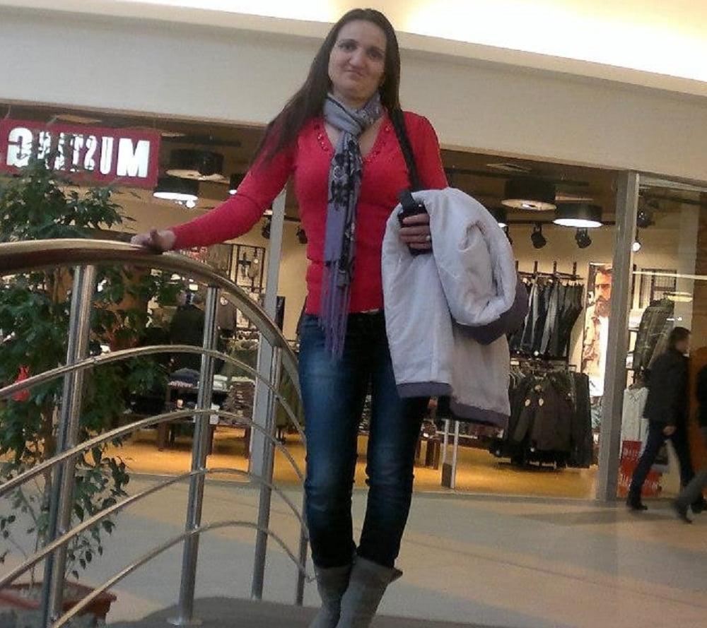 25P ROU ROMANIAN MILFS 60 UGLY FACE BUT BIG TITS - MOM