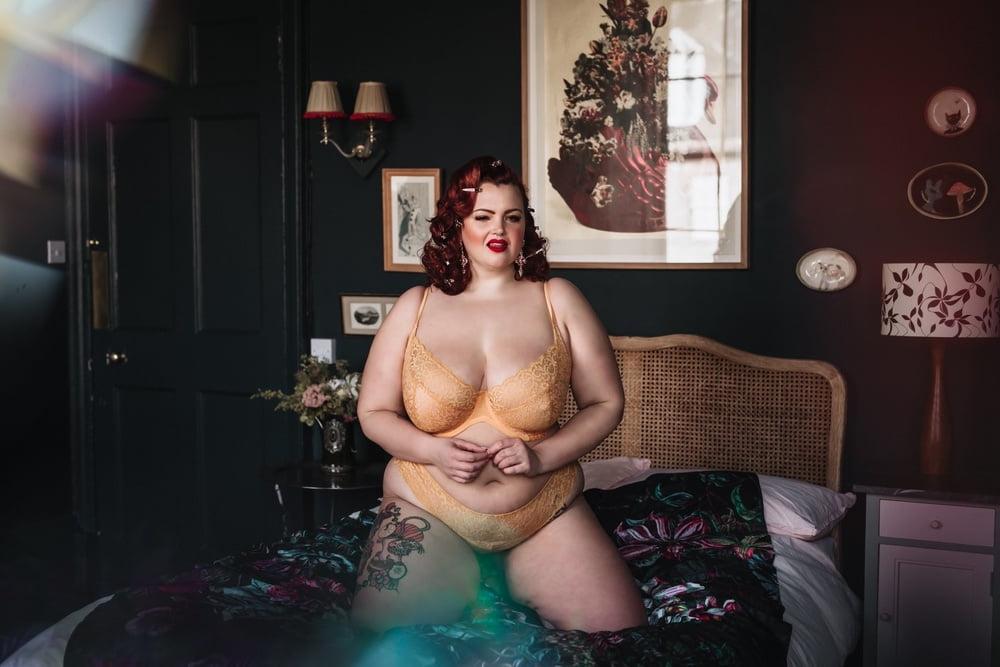 25P BBW SEXY BRA 301