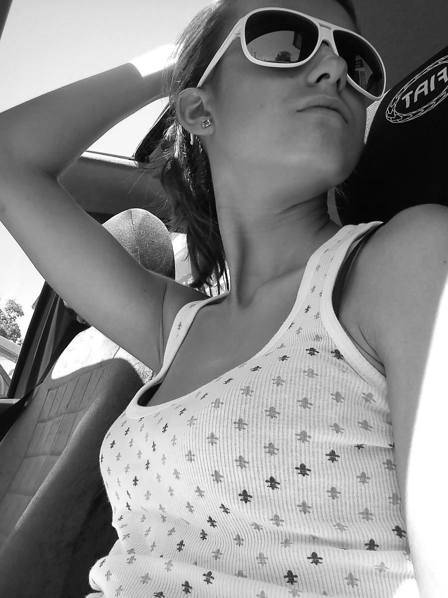 4P Cum on her..please