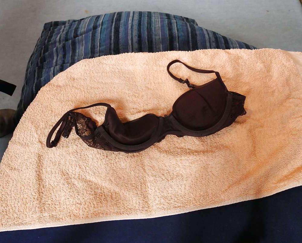 14P Wank on bra in worn nylon socks. All from daughter