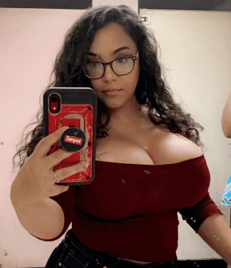25P Thick latina
