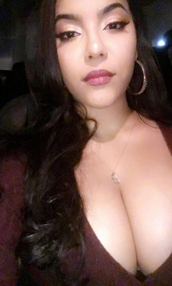 25P Thick latina