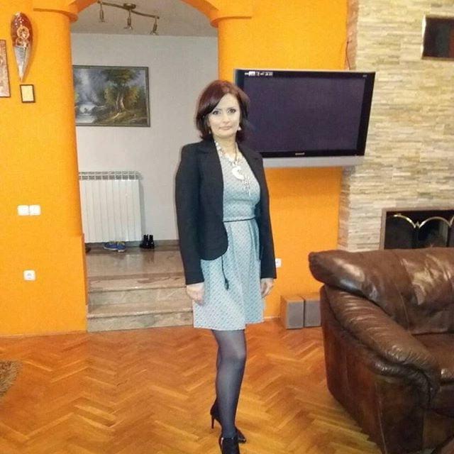 25P Sexy MILFs and GILFs Wearing Tights 16