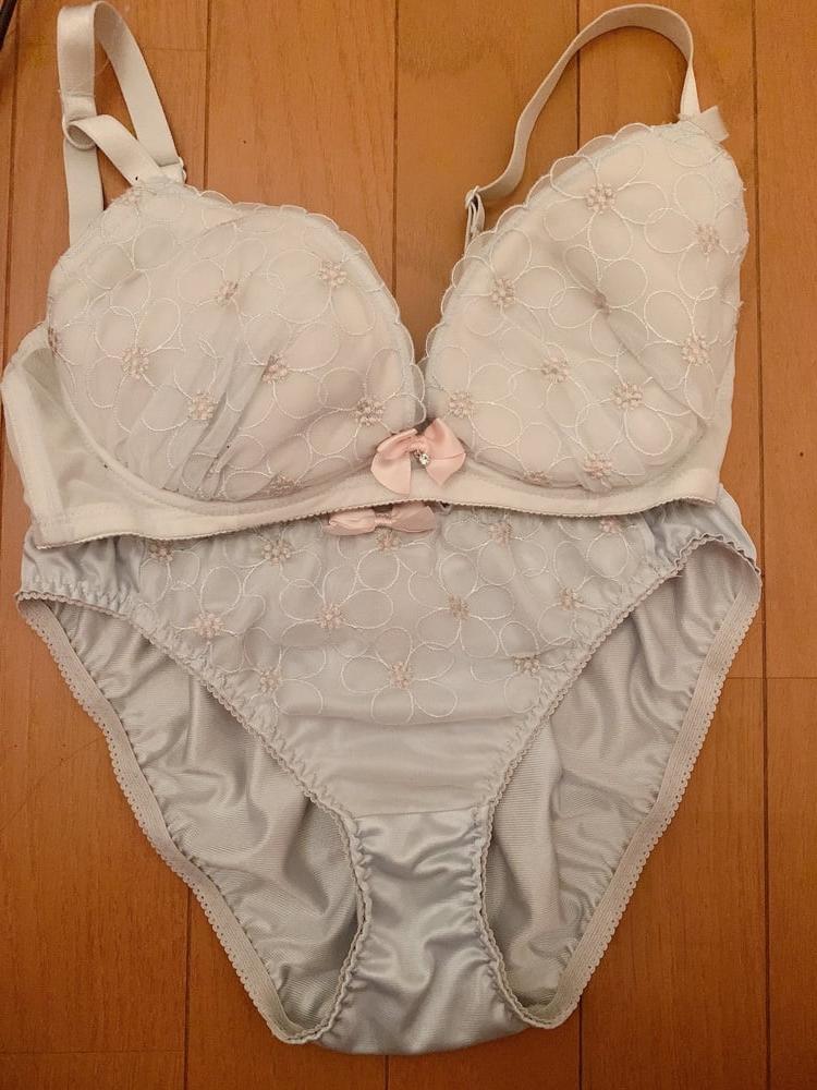 12P Panties wife Thai 43y