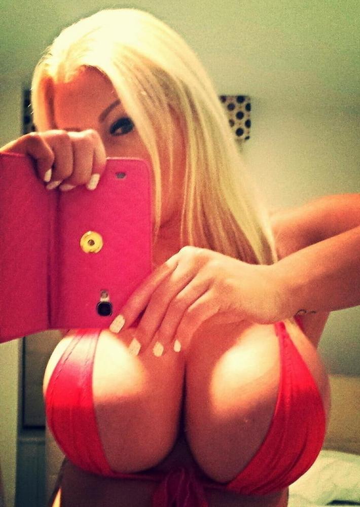 25P Amazing Bimbos - Horny Plastic &amp; Fake Tits Sluts 14
