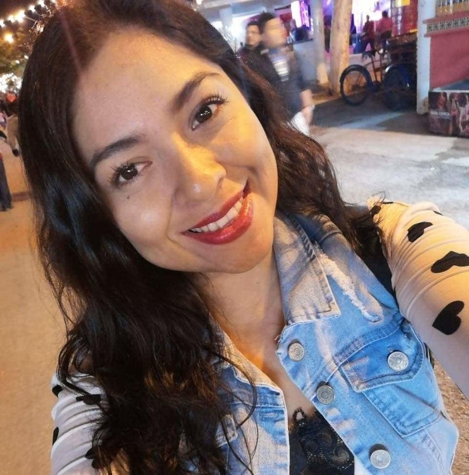 21P Cara de coger Viviana 2 latina face to fuck