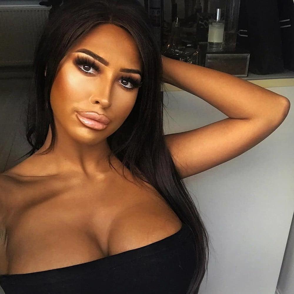 25P Amazing Bimbos - Horny Plastic &amp; Fake Tits Sluts 20