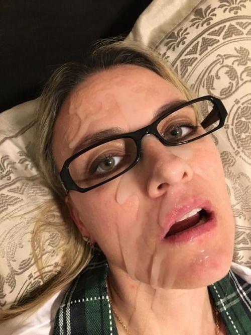 25P Mature wives full facial treatment