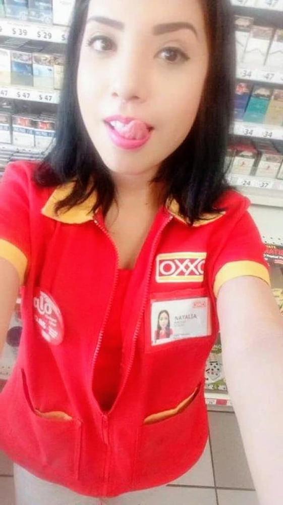 24P SDRUWS2 - MEXICAN BRUNETTE COUNTER CLERK LEAKED NUDE PICS