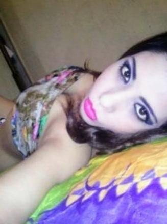 24P SDRUWS2 - MEXICAN BRUNETTE COUNTER CLERK LEAKED NUDE PICS