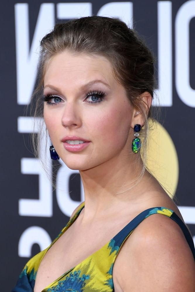 25P Taylor Swift's beautiful fucking face