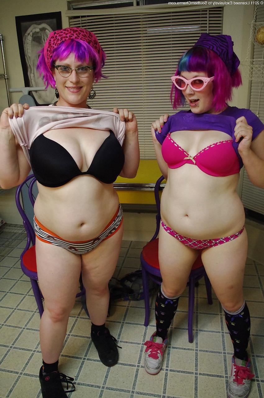 25P Huge Bra's and Panties