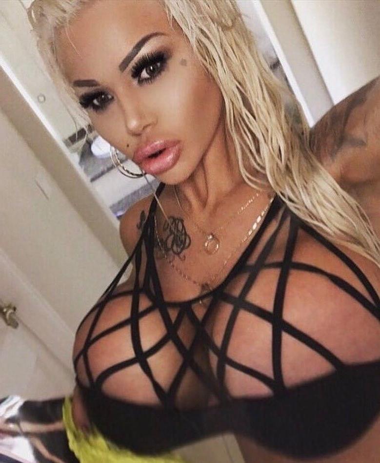 25P Amazing Bimbos - Horny Plastic &amp; Fake Tits Sluts 16