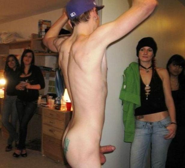 25P Pics I Like 2061 - CFNM
