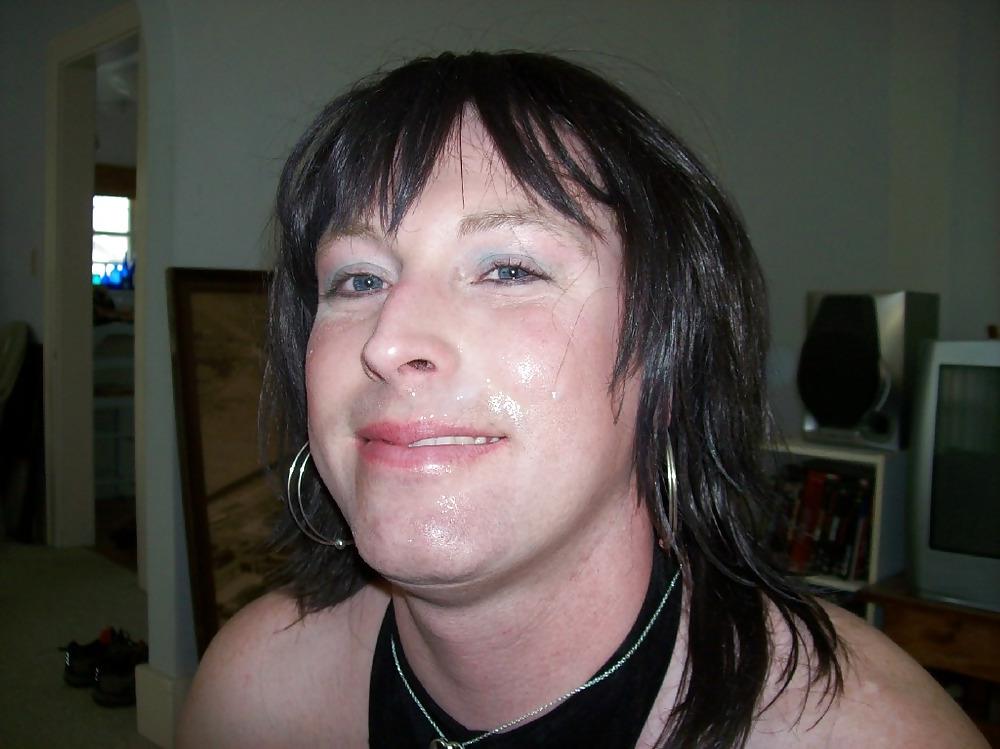 10P Me (Tammy) Sucking cock. I love to suck cock.