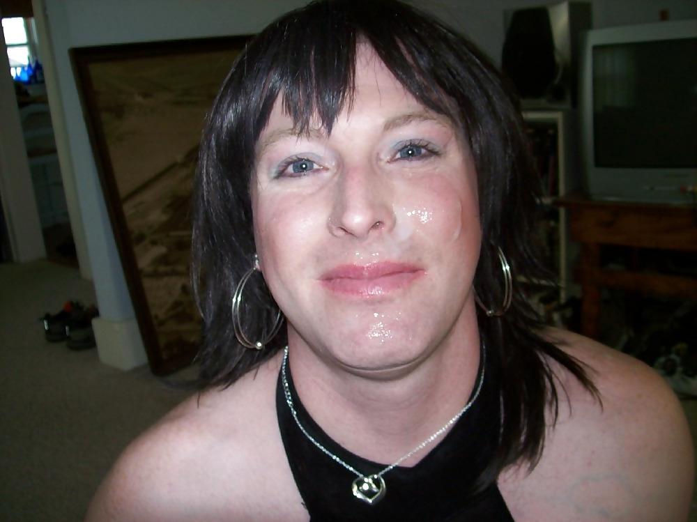 10P Me (Tammy) Sucking cock. I love to suck cock.